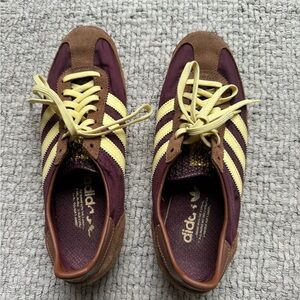Adidas Brown and Yellow Sneakers size 7.5